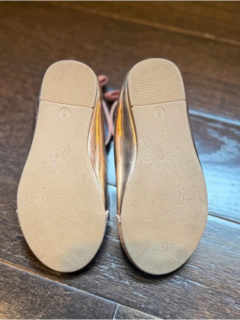 Toddler Girls Rose Gold Ballet Flats with Glitter Toe and Bow Straps 6T